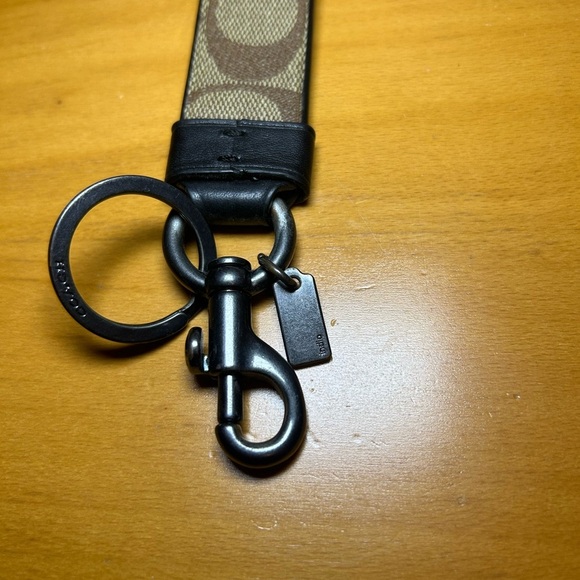 Coach canvas lanyard - Picture 5 of 9